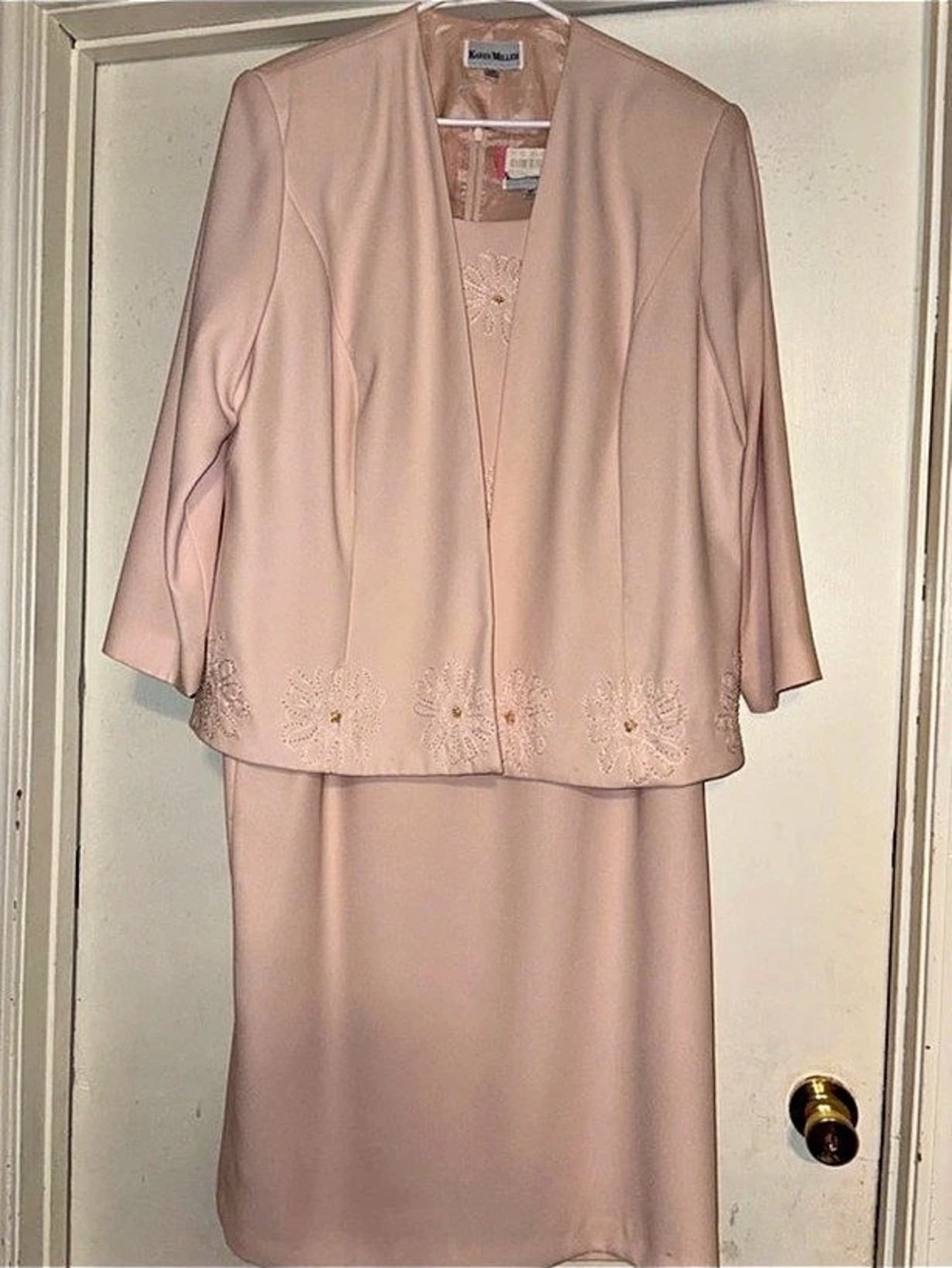 Karen Miller Embroidered 2-Piece Skirt Set in Pink Size 20W Like New